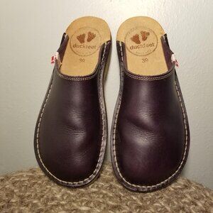Duckfeet Blavand Shoes size 39 in Plum